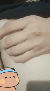 Bokep Indo Crotchinsight Dede Intan gagahi pacar di toilet umum