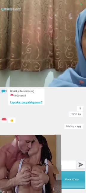 Bokep Indo Ometvmania doggy di kamar sendiri sampai keluar