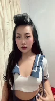 Laras Hijab – sange berat di kamar sendiri