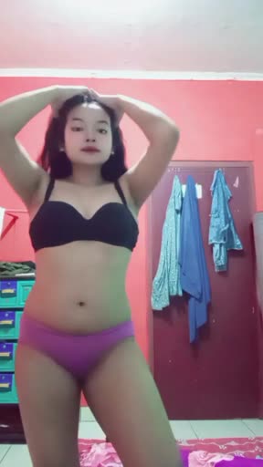 Live Show Talent Sya – colmek di kantor sampai lemas