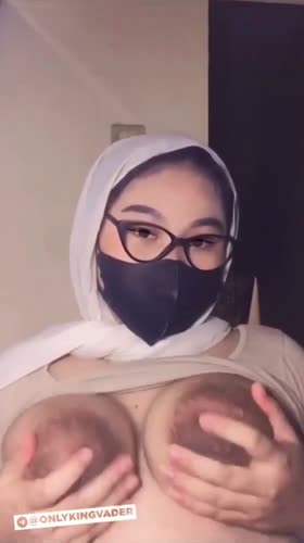 Bokep Indo Video doggy di sofa ruang tamu bikin sange