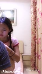 Kakak hobi banget remas toket adiknya remas toket di kamar sendiri