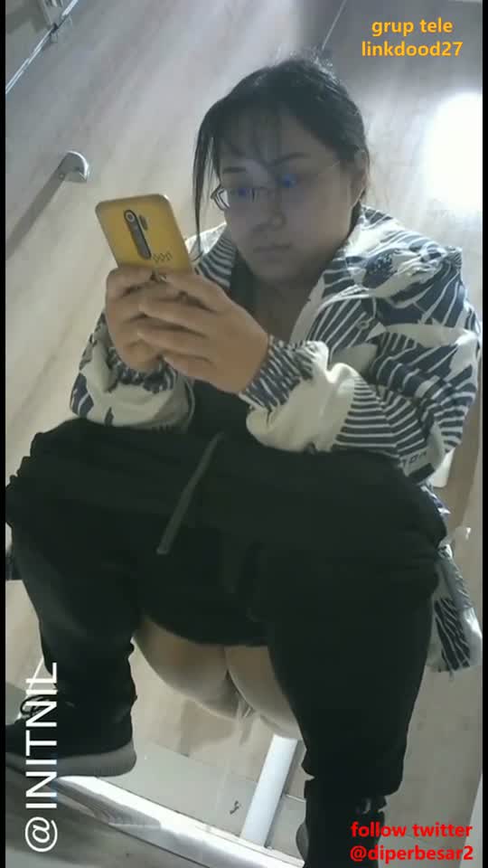 Bokep Indo P1 0 desah manja di villa