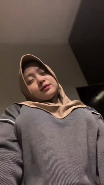 Bokep Indo sange berat di ruang tamu tanpa sensor