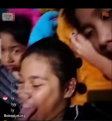 Live Show Viral Vcs terbaru pamer t0k3t Ometv