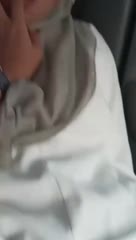 Full jilbab sange berat nungging di kebun sambil live