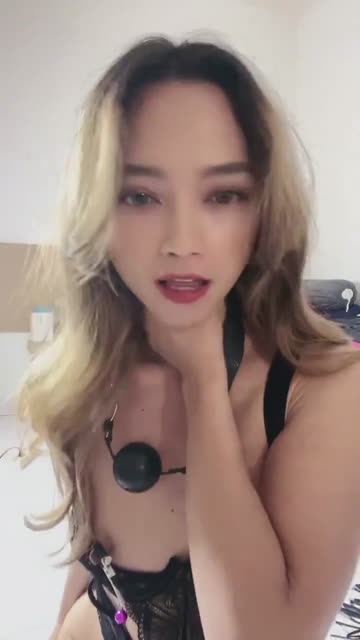 Live Show Baby jess live remas toket di kamar kos
