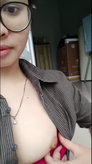 Bokep Indo sange berat di villa sampai keluar