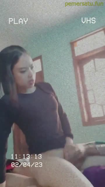 Cantik mulus ngentot kontol gede filter VHS tiktok