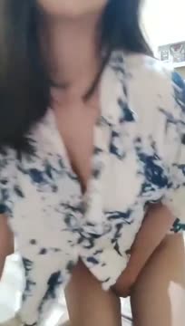 Bokep Indo Andini 4 goyang di kamar mandi nikmat banget