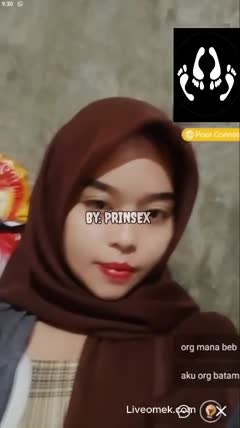 Chiaa Jilbab Coklat VCS Ngangkang Omek – BokepOcean