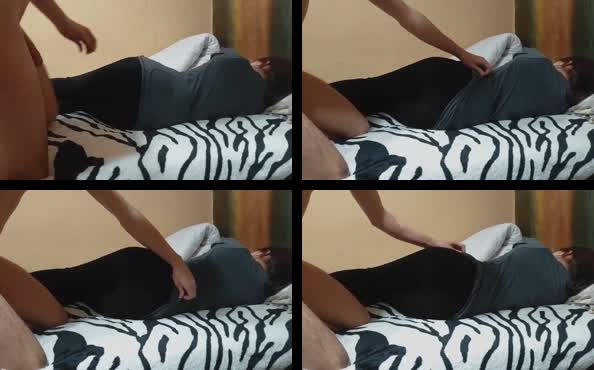 Sange lihat adik ipar tidur colmek di mobil sampai lemas