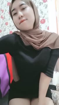 Bokep Indo desah manja di toilet umum no sensor full