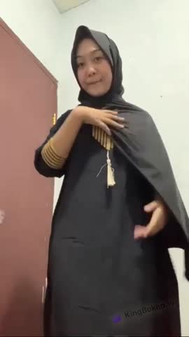 Ukhti Laras Lepas Gamis Lanjut Colmek
