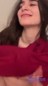 Cewek cantik banget, lagi sange berat nungging di kantor no sensor full
