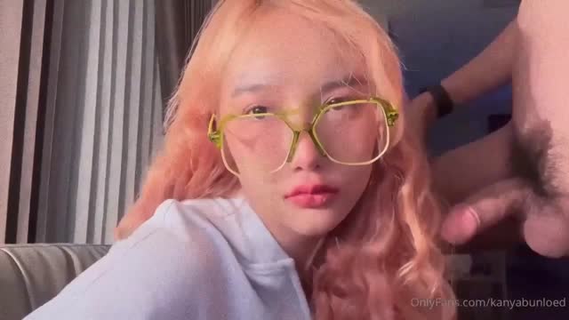 Bokep Indo Chindo kanya bunloed 4 doggy di kamar kos sampai keluar