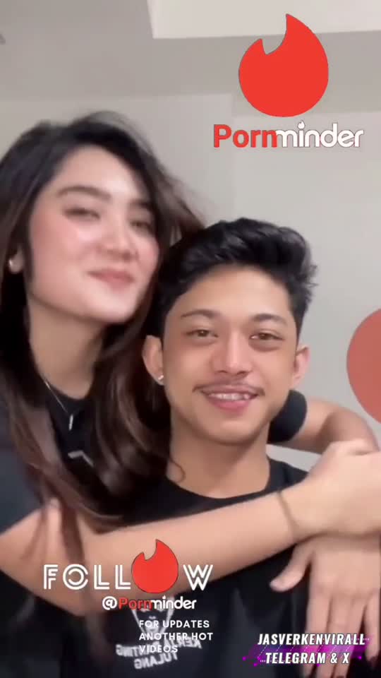Simpanan tante – Bokep Indo Viral servis om di indekos durasi panjang
