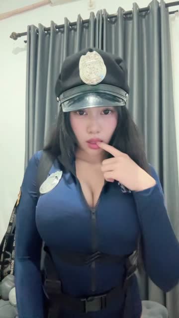 Bokep Indo Elvara Chaliva Police
