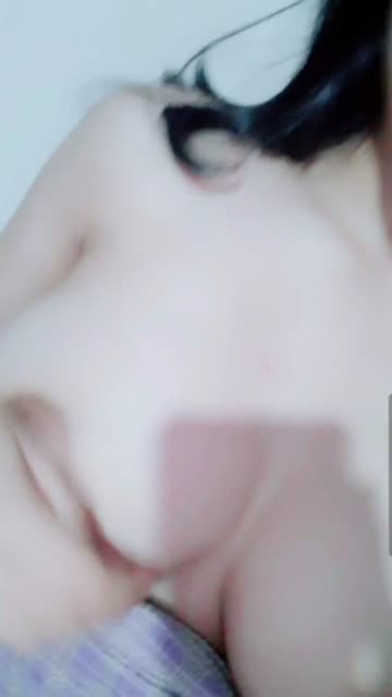 Bokep Indo Laras Bali TikTok – buka baju di mobil bikin sange