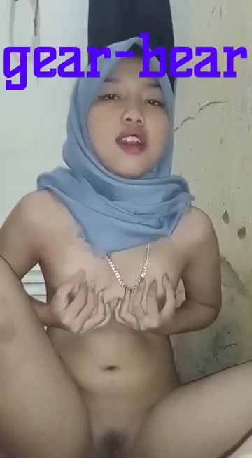 Bokep Indo I gagahi pacar di mobil bikin nagih