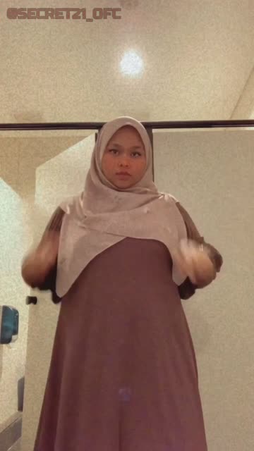 Bokep Indo Melan Malay T0brut – ngewe di kantor