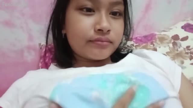Gadis Binal Remas Remas Nenen Untuk Doi 1 Bokep Indo Viral