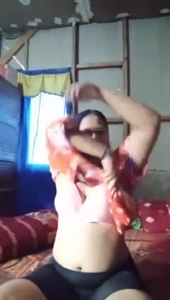 Bokep Tante Baru jadi janda udah pamer nenen