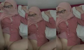Jilbab Pink Cantik Mulus Viral di Twitter