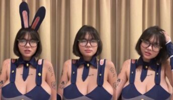 Bokep Indo Cindy Berli Tobrut Idola Cosplay Kelinci Imut Kacamata Instagram