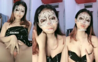 Bokep Indo Khanzaa Sedang Birahi Spill Memeknya Pengen Digoyang Dream