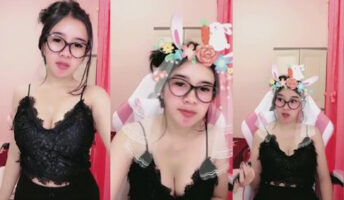 Bokep Indo Vanyaa Imut Baju Haram Belahan Dada Basah Dream