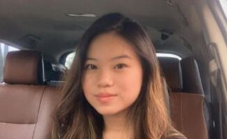 Live Show VCS With Gadis Chindo Viral Pamerin Memeknya