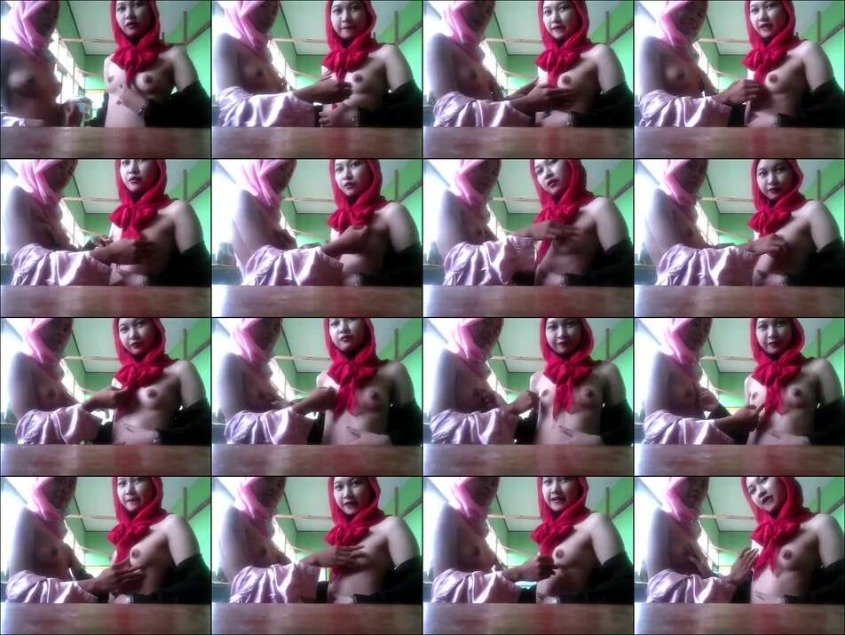 Jilbab Merah Pink Lesbian di Kampus