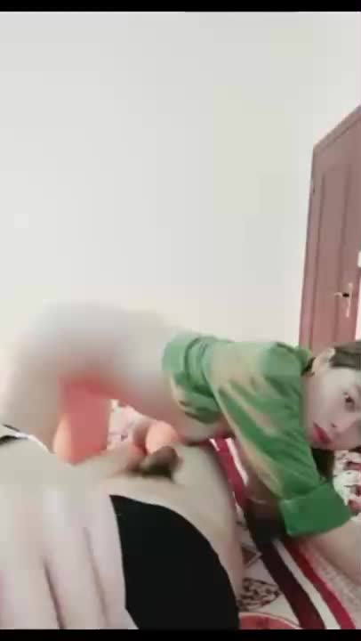 Kakak Adek Ngentot Bareng 1