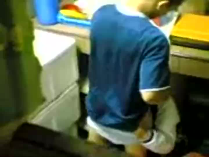 Ngintip Jilbab Lagi Nyepong Di Dapur