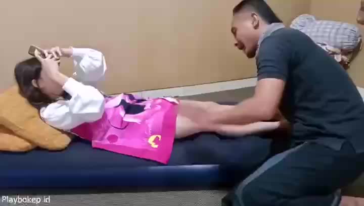 Bokep Skandal Prank Pijet Bikin Penasaran