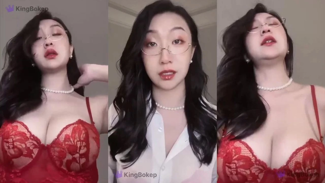 Bokep Mahasiswi Pulang Kuliah Mami Chindo Ngajakin Mandi