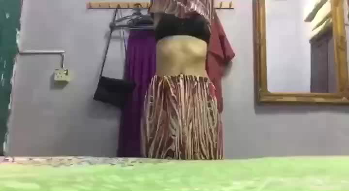 Bokep Tante Scha Janda Aduhai Pamer Bh Hitam