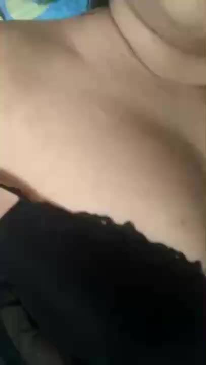 Tante Minta Di Emut Pentil Nya Bh Hitam Dari Line