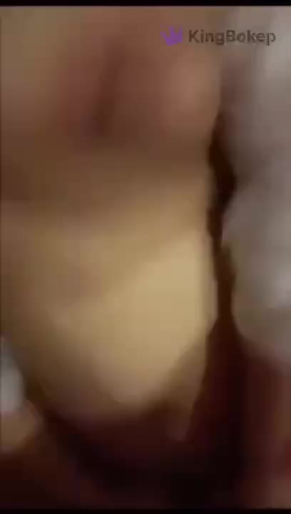 Bokep Indo Temen Kantor Pasrah Minum Sperma