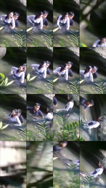 Bokep Indo Mesum Sambil Mandi di Sungai