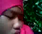 Bokep Jilbab ML Cewek Berjilbab di Hutan
