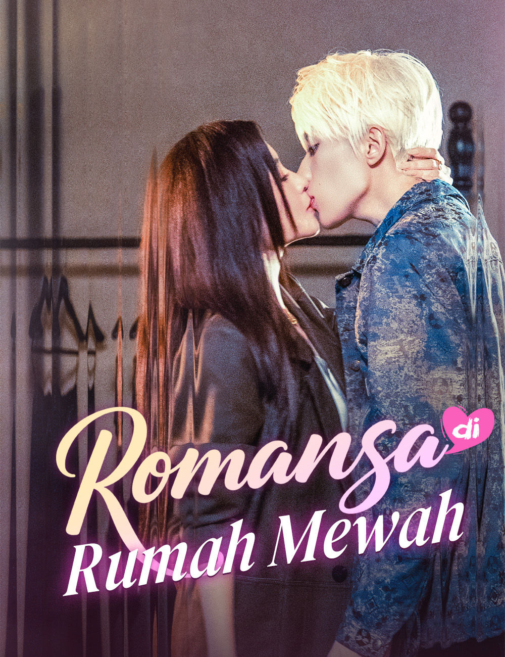 Romansa Seru di Rumah Mewah Ini!